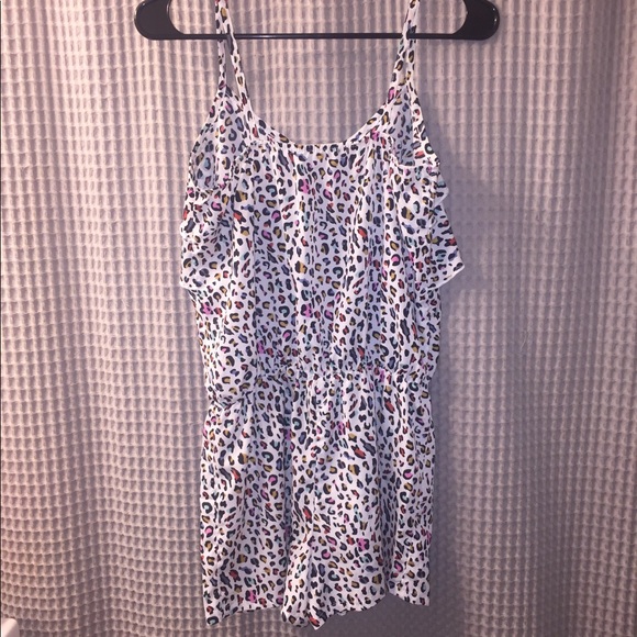 🛍 Multicolor Cheetah Print Design Romper - Picture 3 of 3